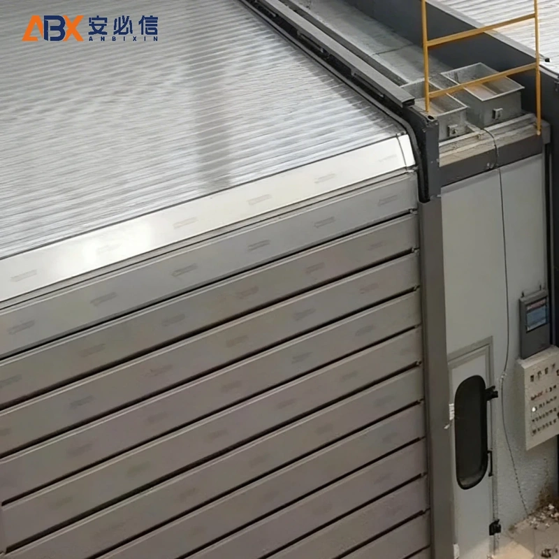 伊犁哈萨克雷达高速门